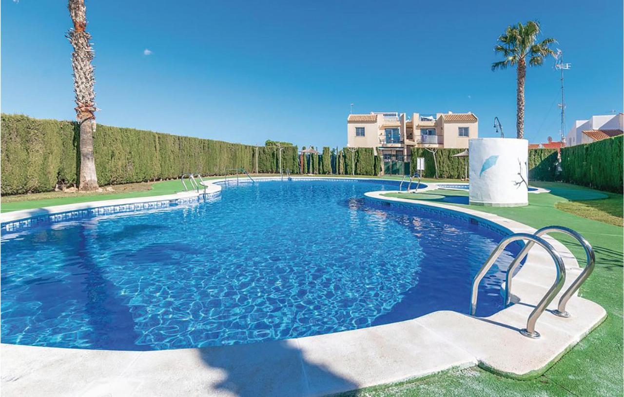 Stunning Apartment In Torrevieja Exterior foto